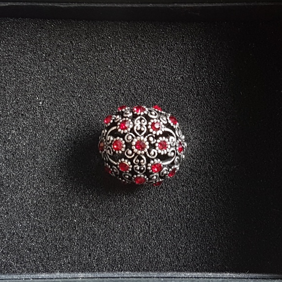 Vintage Style Red Floral Ivy Ring - Picture 1 of 1